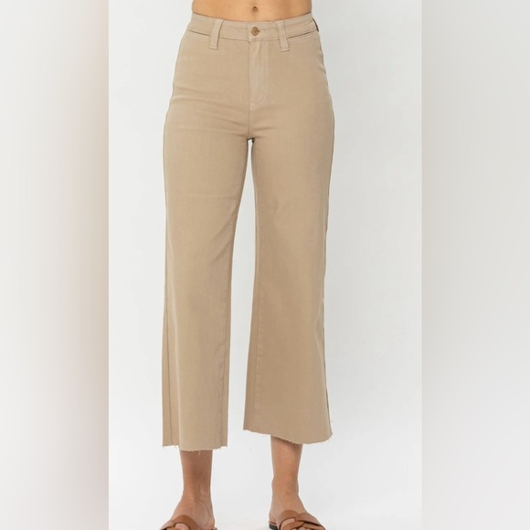 Judy Blue Pants - Judy Blue wide leg khaki jeans with a raw hem cropped high waist Size 7/28 comfy